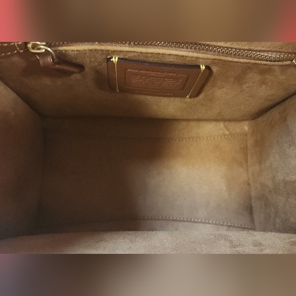 Coaxh Feild Tote 22 With Rexy - Picture 11 of 13